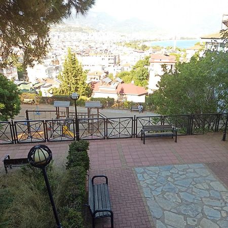 Beautiful Sultan House At Cleopatra Beach 1 With Umbrellas, Balcony, Barbecue, Private 100Mbps Wifi, Smart Tv, Table Games, Vip Trans-Fer - Beautiful Apartmenthouse Alanya Esterno foto
