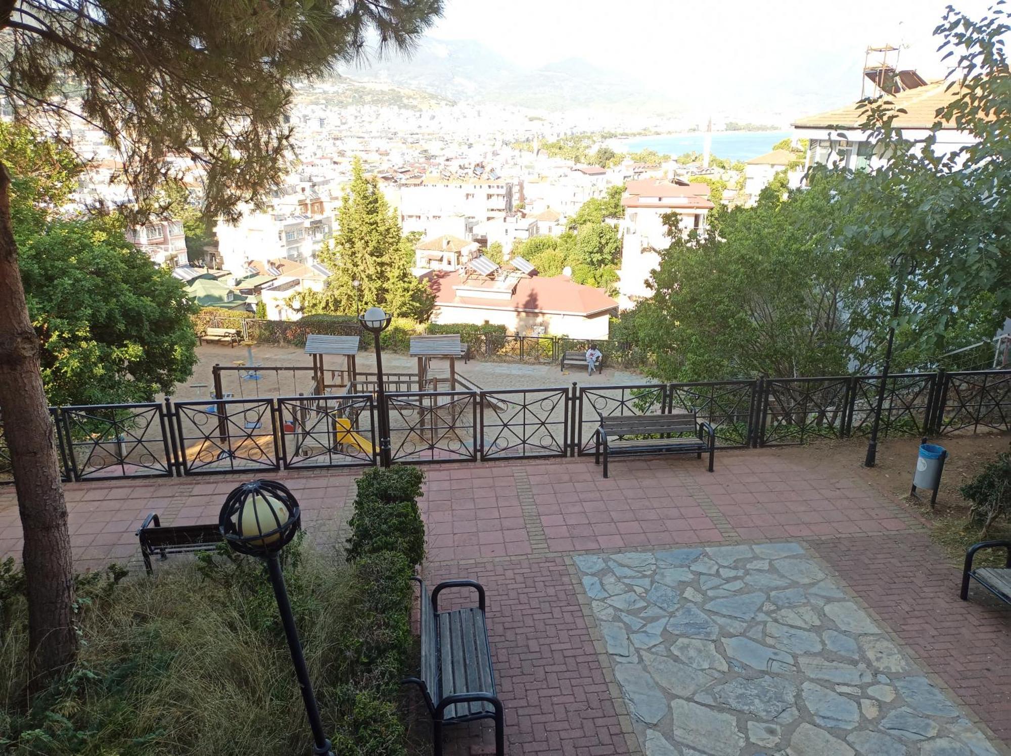Beautiful Sultan House At Cleopatra Beach 1 With Umbrellas, Balcony, Barbecue, Private 100Mbps Wifi, Smart Tv, Table Games, Vip Trans-Fer - Beautiful Apartmenthouse Alanya Esterno foto